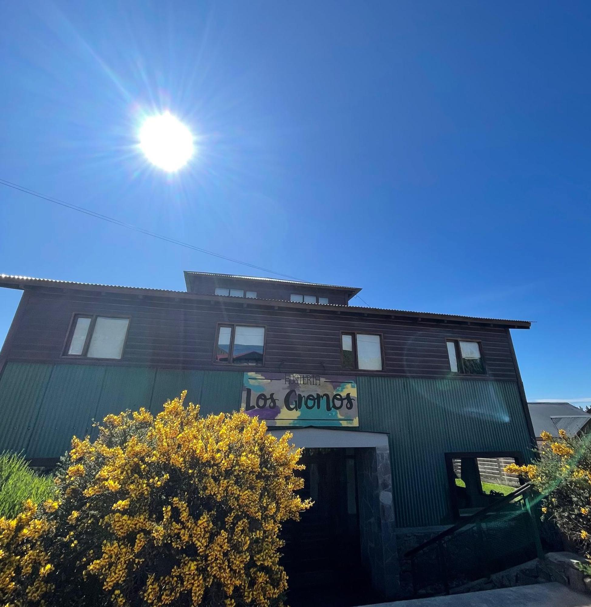 Hosteria Los Gnomos El Calafate Exterior photo